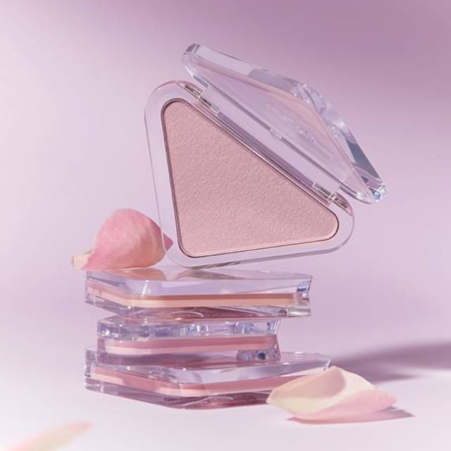 Essential Blush Tap - 2 Colors