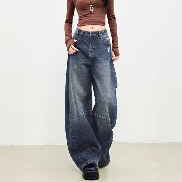 Mid Rise Washed Barrel Leg Baggy Jeans