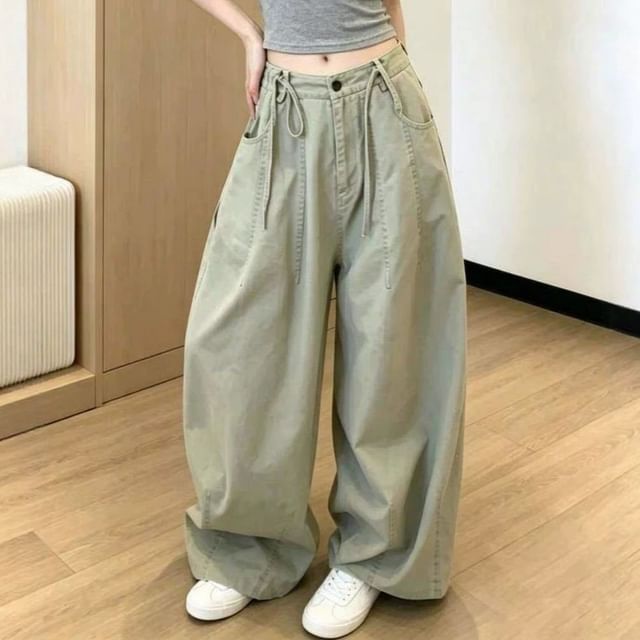 Mid Rise Plain Barrel Leg Baggy Jeans
