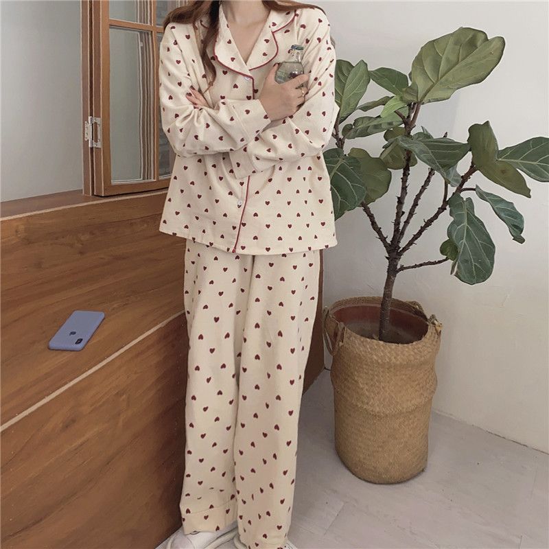 Set: Long-Sleeve Heart Print Pajama Top + Pants