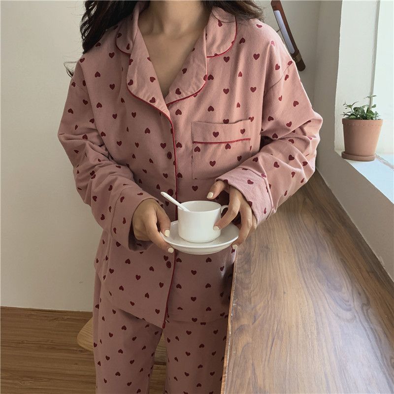 Set: Long-Sleeve Heart Print Pajama Top + Pants