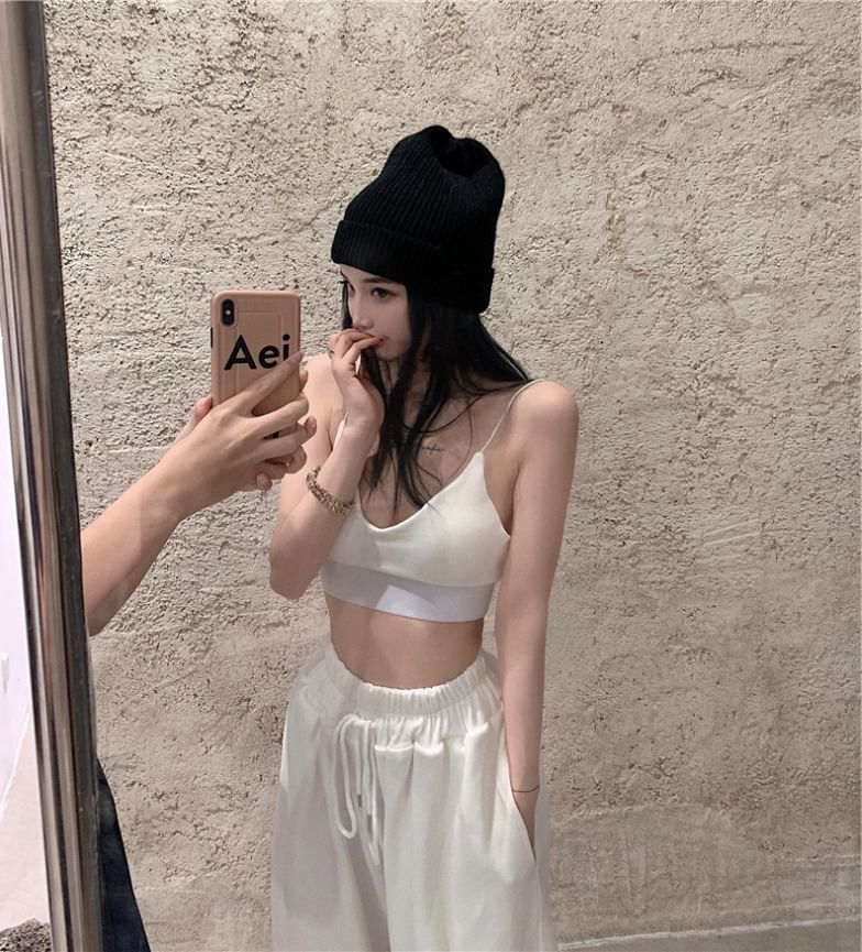 Set: Crop Camisole Top + Sweatpants
