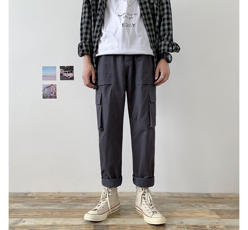 Loose Fit Cargo Pants
