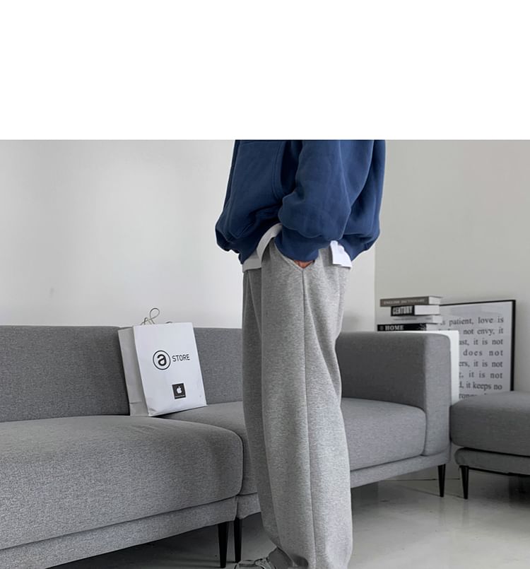Drawstring-Waist Straight-Cut Loose Sweatpants
