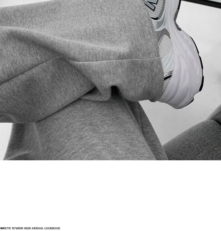Drawstring-Waist Straight-Cut Loose Sweatpants