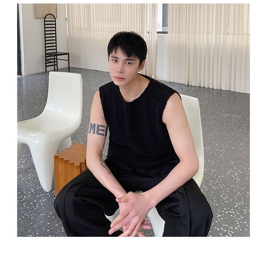 Round Neck Plain Fleece Tank Top