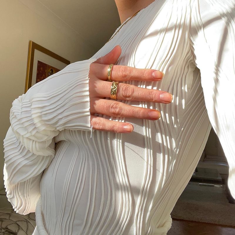 Long-Sleeve / Short-Sleeve Plain Crop Top / Tube Top / Mini Pencil Skirt