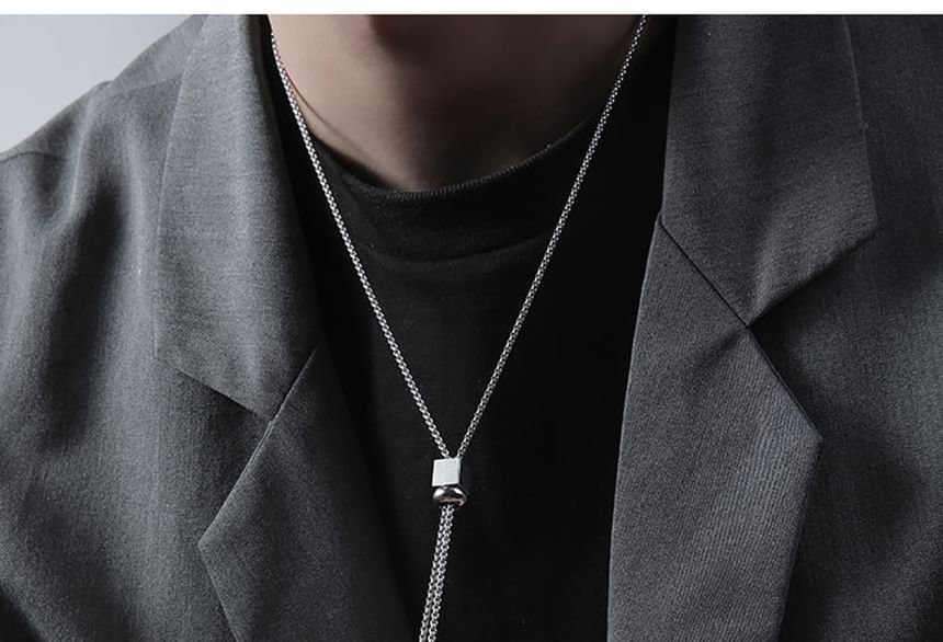Bead Pendant Necklace