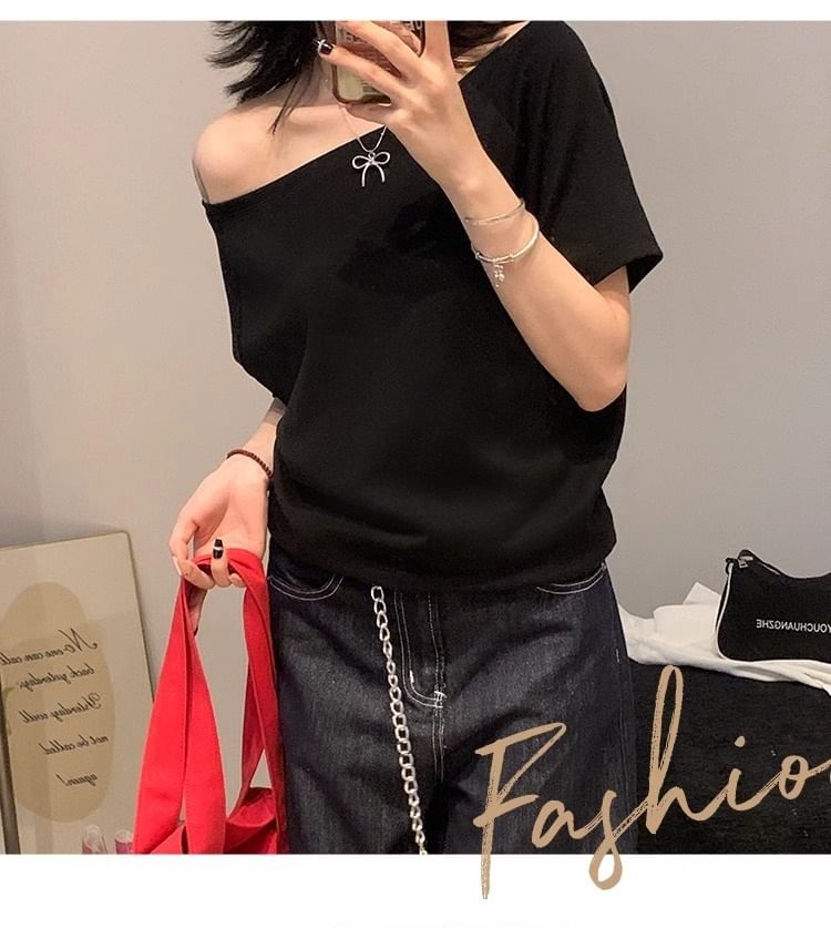 Short-Sleeve Off Shoulder Plain Top