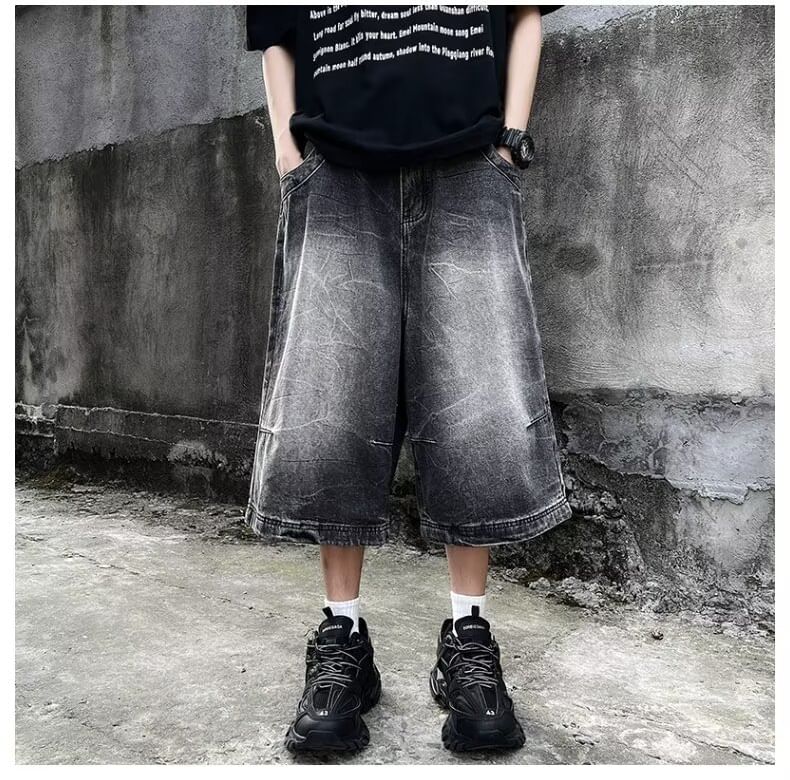 Mid Rise Washed Capri Wide Leg Jeans