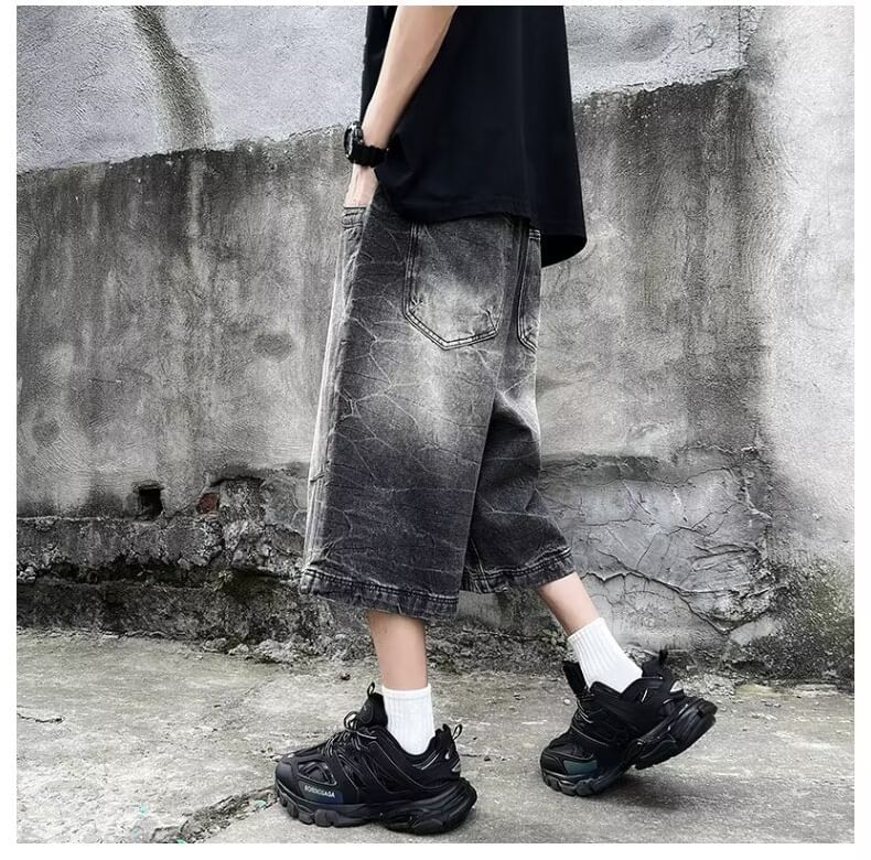 Mid Rise Washed Capri Wide Leg Jeans