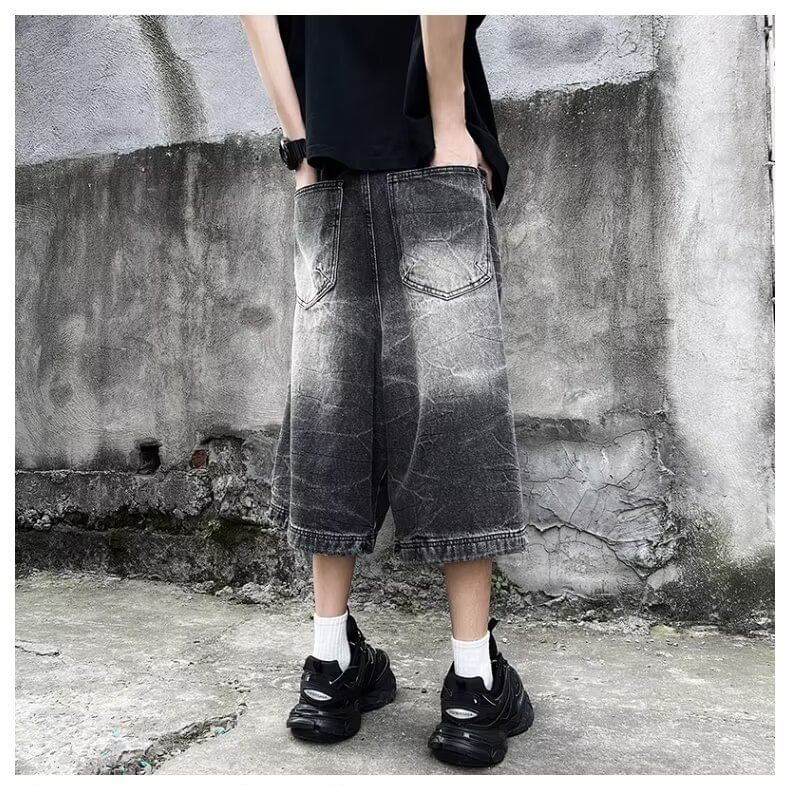 Mid Rise Washed Capri Wide Leg Jeans