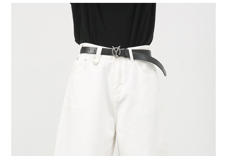 Mid Rise Capri Loose Fit Jeans