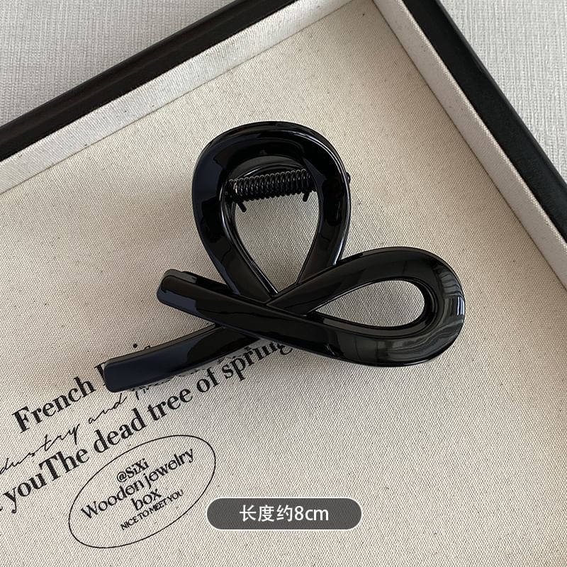 Knot Acrylic Hair Claw Clip (Various Designs)