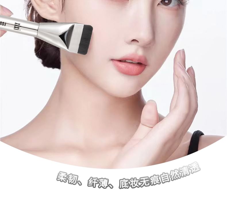 Flat Head Foundation Brush