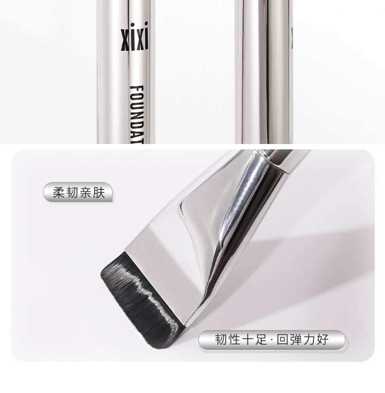 Flat Head Foundation Brush