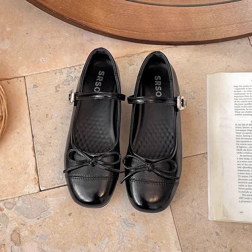 Ribbon Accent Mary Jane Flats