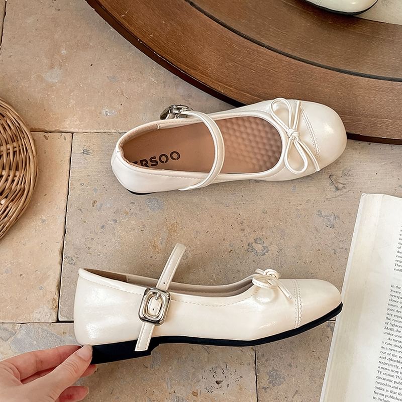 Ribbon Accent Mary Jane Flats