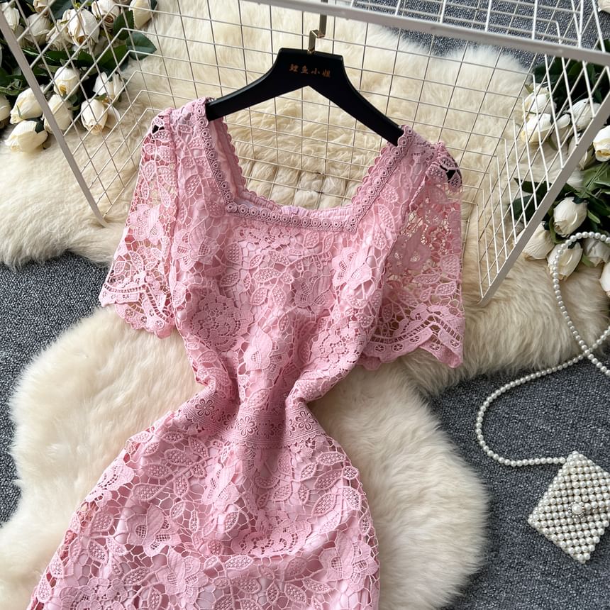 Short-Sleeve Square Neck Lace Maxi A-Line Dress