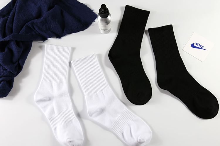 Set of 3 Pairs: Plain Ribbed Socks