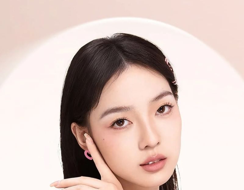 Shimmery Highlighting Powder - 4 Colors