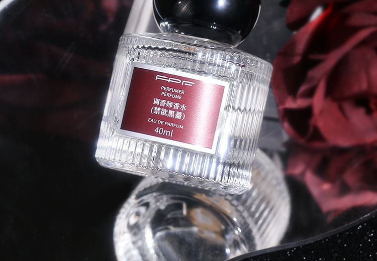 Ascetic Black Rose Eau De Parfum