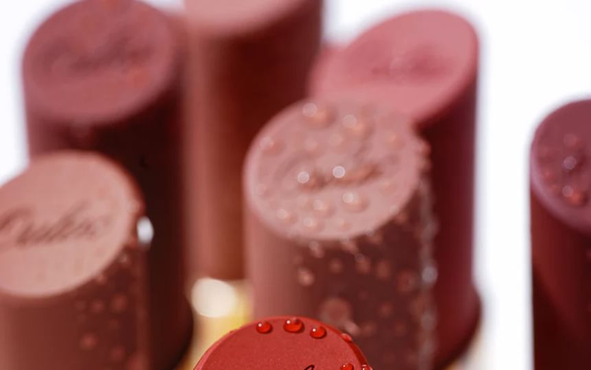 Sensual Glow Rich Crème Lipstick - 15 Colors