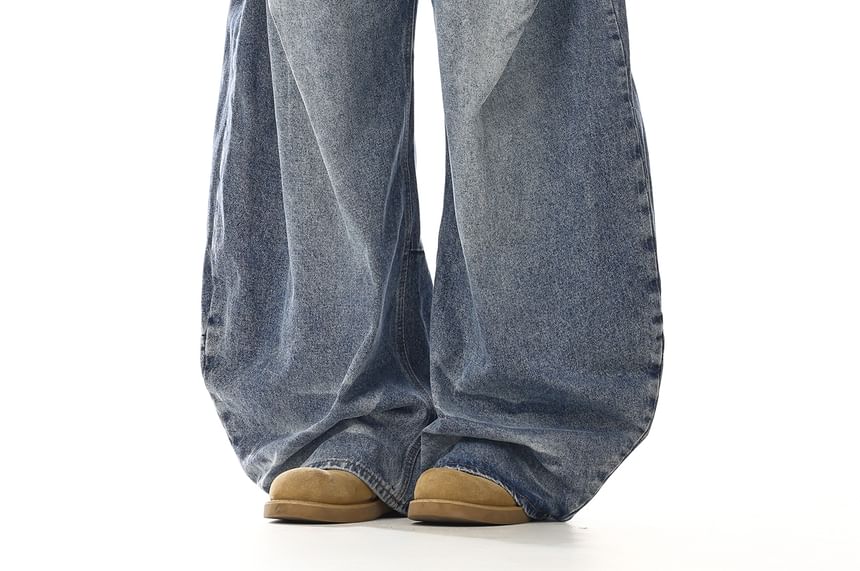 Mid Rise Washed Wide Leg Jeans