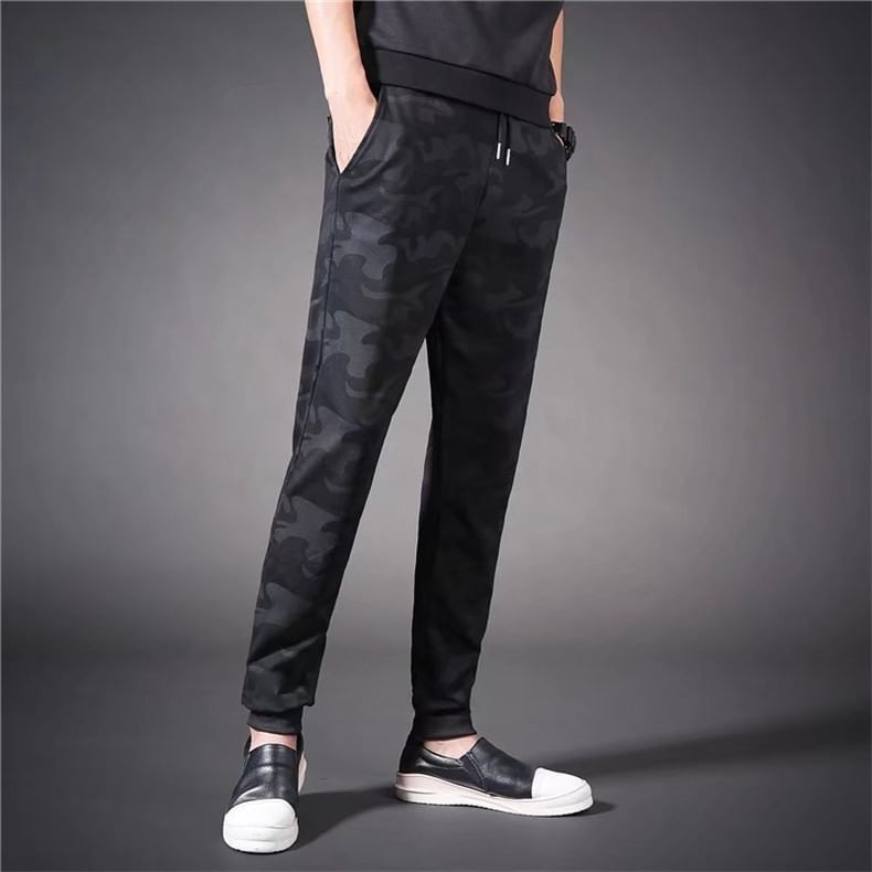 Drawstring Waist Plain Tapered Sweatpants