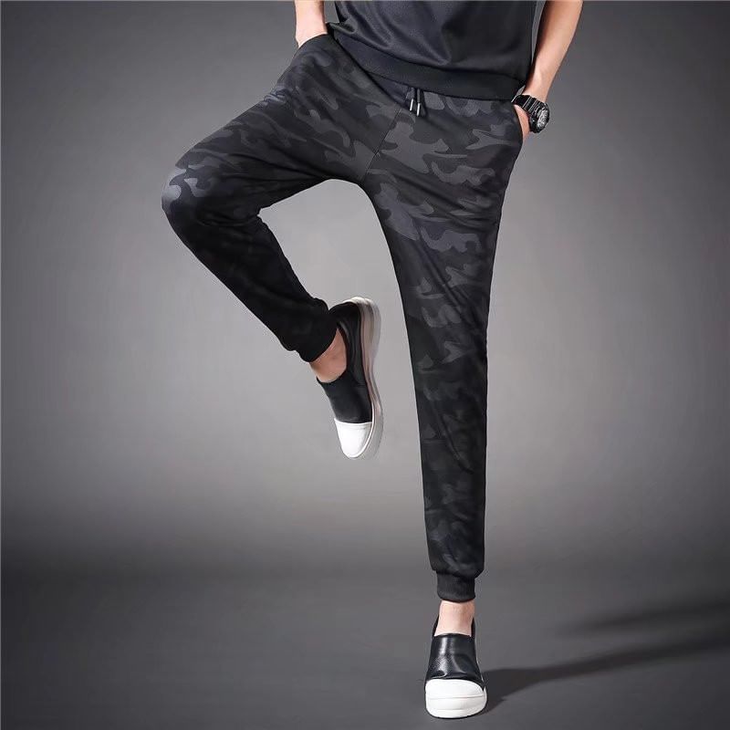 Drawstring Waist Plain Tapered Sweatpants