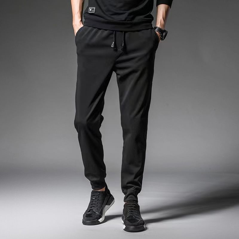 Drawstring Waist Plain Tapered Sweatpants