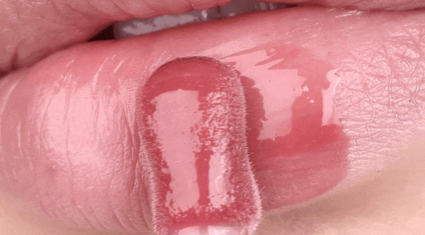 Juicy Flash Lip Oil - 9 Colors