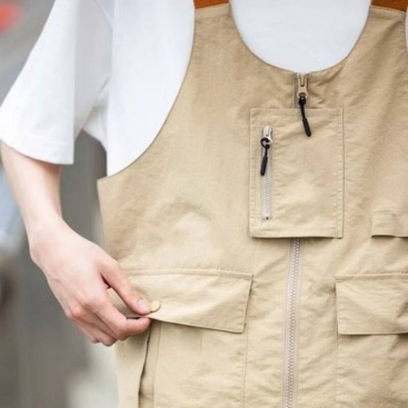 Two Tone Buckled Zip Cargo Vest