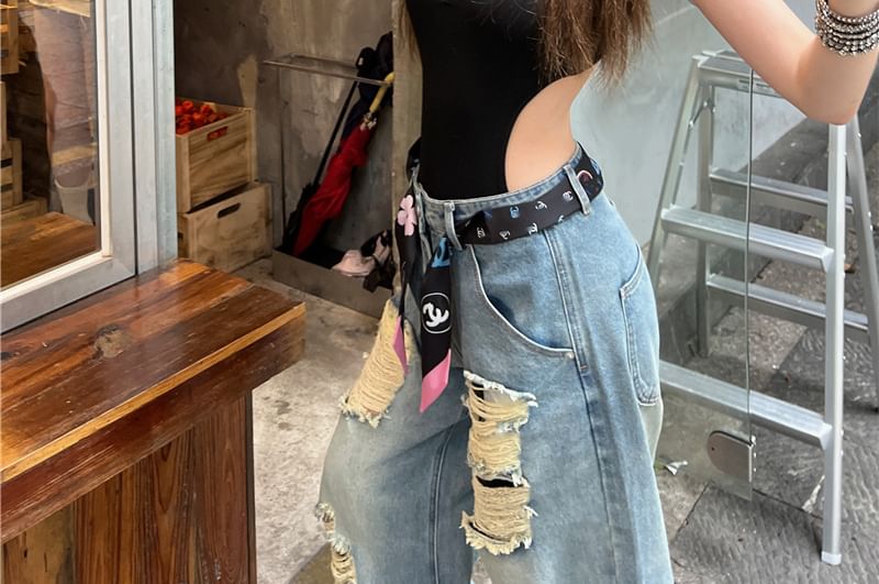 Spaghetti Strap V-Neck Plain Bodysuit Top / Mid Rise Washed Distressed Baggy Jeans
