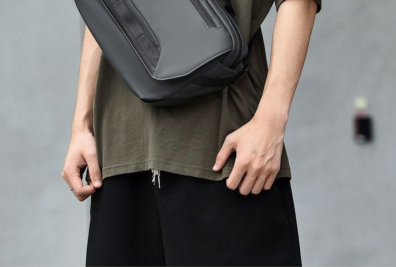 Plain Fabric Sling Chest Bag