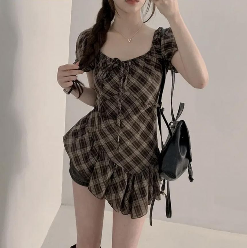 Short-Sleeve Square Neck Plaid Ruffle Trim Asymmetrical Top