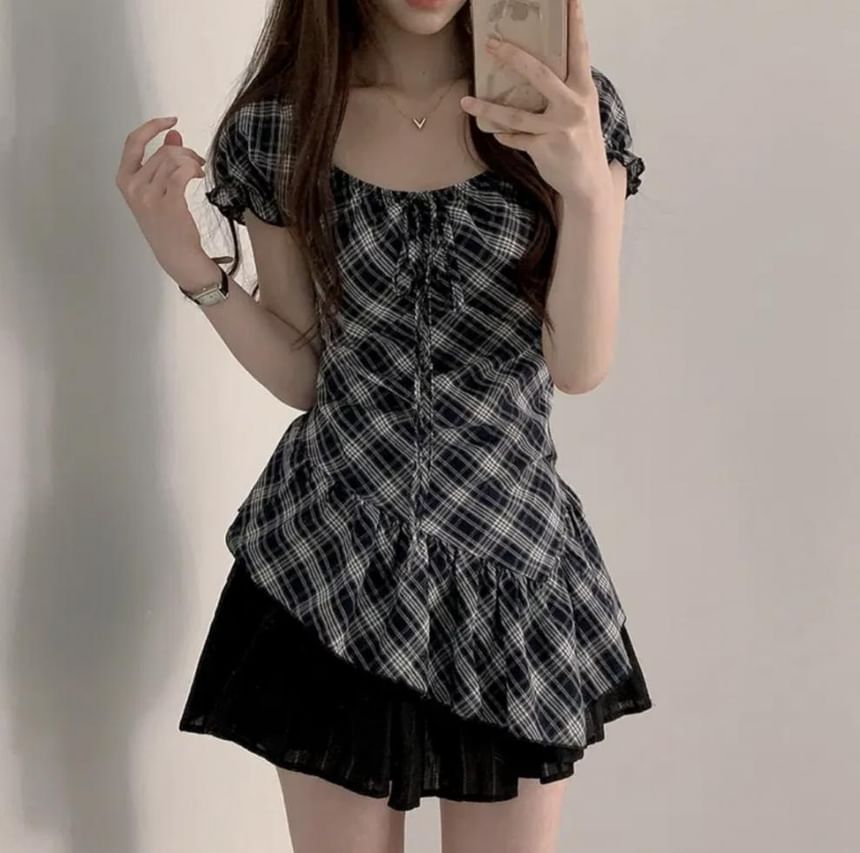 Short-Sleeve Square Neck Plaid Ruffle Trim Asymmetrical Top