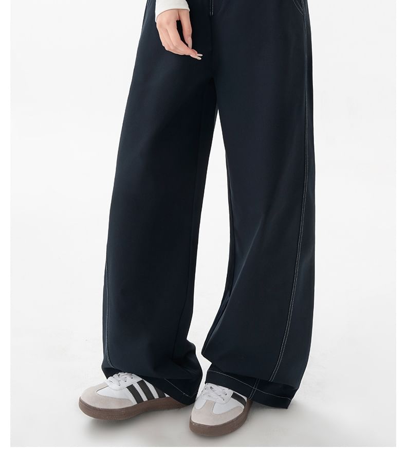 Mid Rise Contrast Stitched Barrel Leg Baggy Jeans