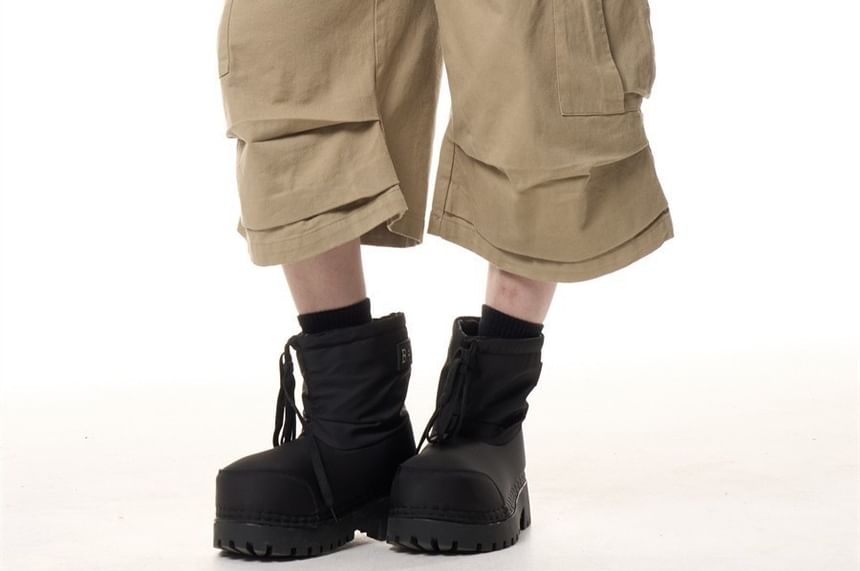 Mid Rise Plain Capri Wide Leg Cargo Pants