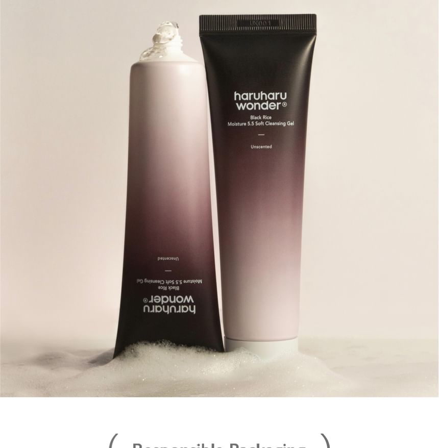 Black Rice Moisture 5.5 Soft Cleansing Gel