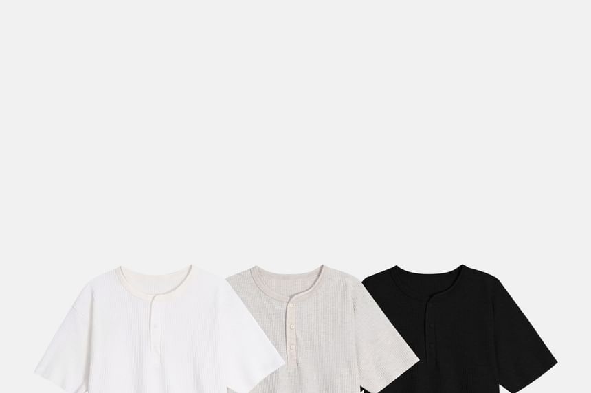 Short-Sleeve Plain Henley T-Shirt